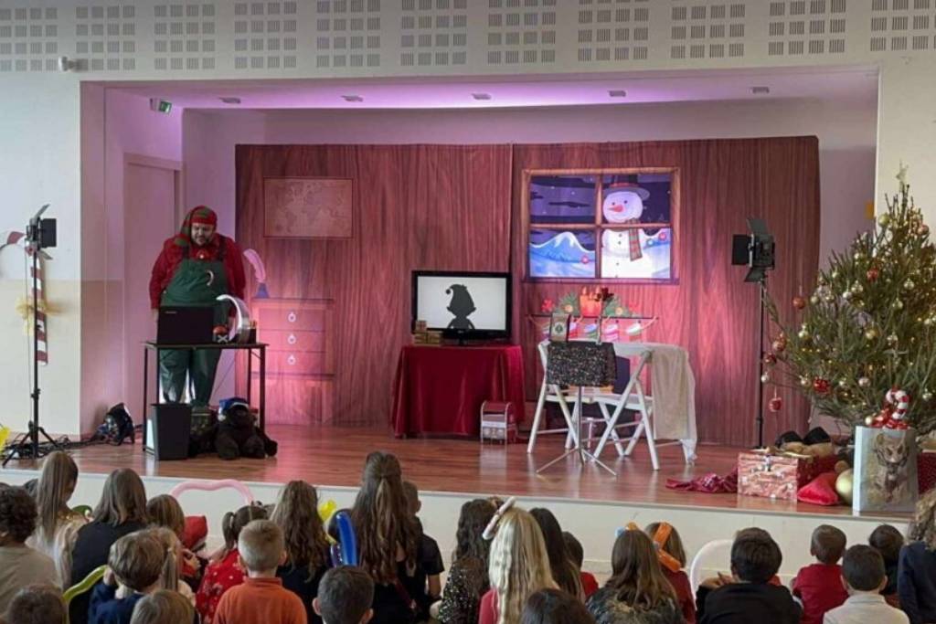 Découvrez notre spectacle de magie noel